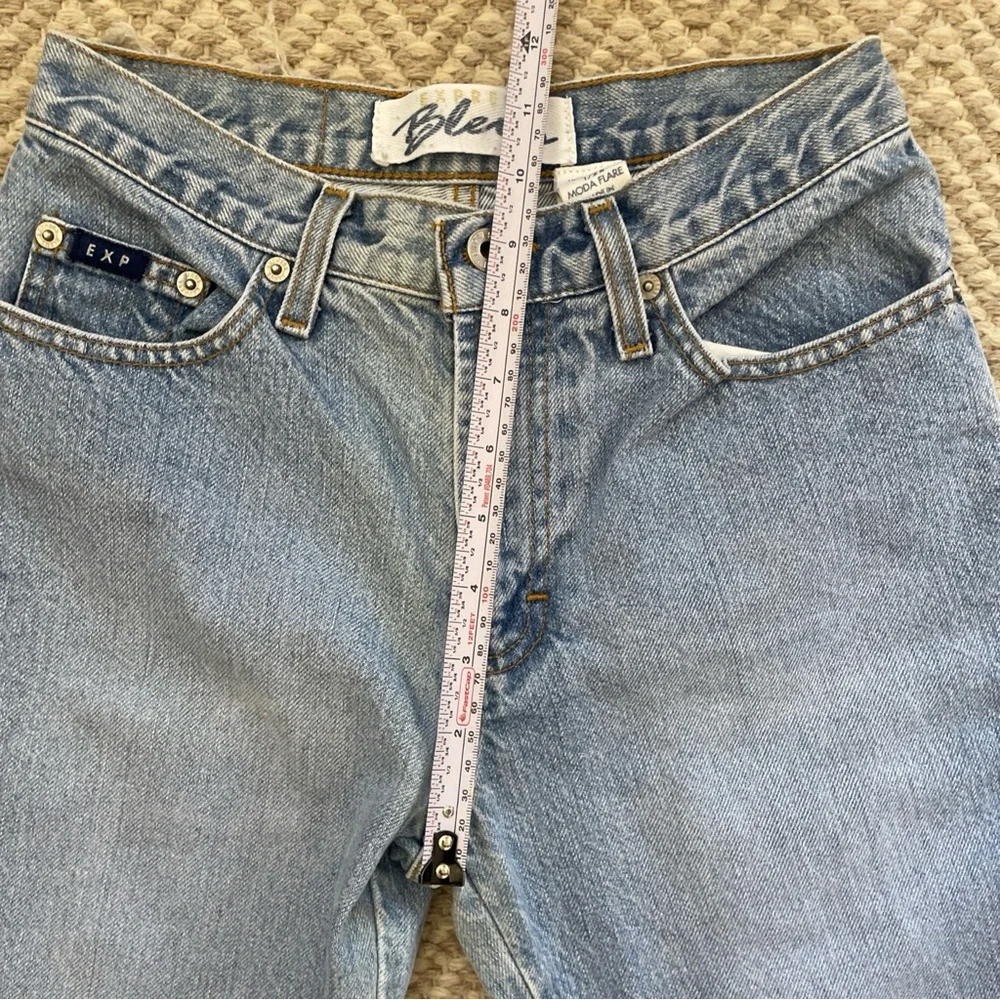 Vintage Express Bleus Jeans Womens 1/2 S Light Blue Denim Moda Flare Y2K Cotton - Picture 6 of 12